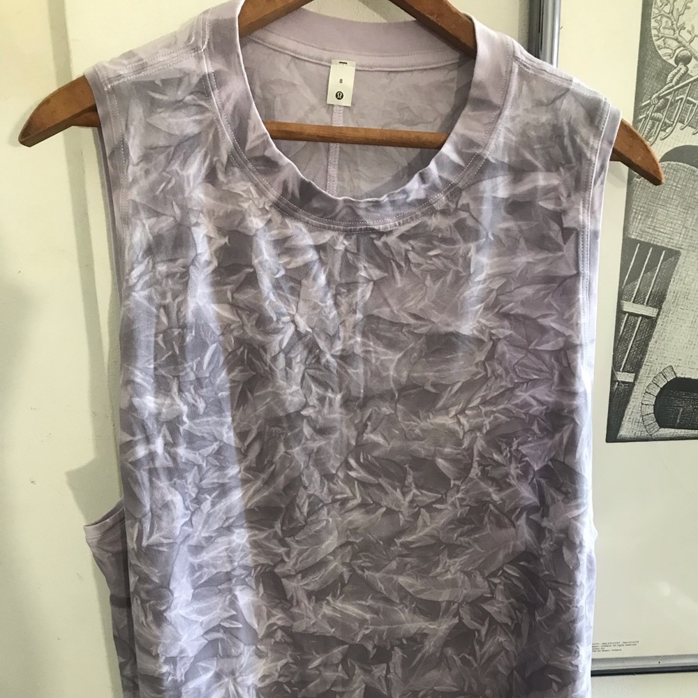 Women’s Lululemon purple tank top size 8